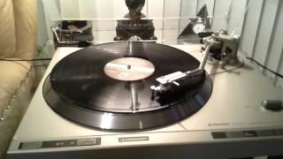 Pioneer Pl600 turntable [upl. by Fen276]