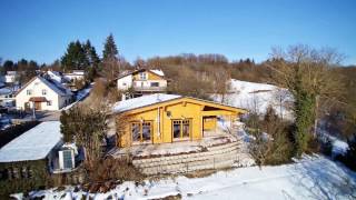 Holzhausbau mit NordicHaus  Erfahrungsbericht nach 1 Jahr im Blockhaus [upl. by Cirtap659]