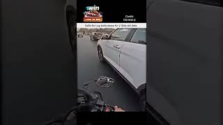 🤯Riders help ambulance🚑 😀 trending automobile motovlog traffic shortvideo shorts virals [upl. by Aldwon515]