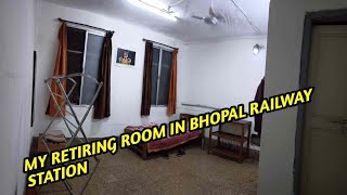 My retiring room in bhopal railway station and food quality of irctc restaurant [upl. by Heydon]