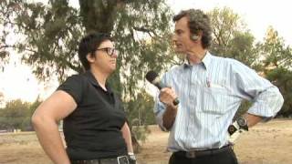 Hannah Gadsby interviewed on a golf course at 7am [upl. by Anohsal]