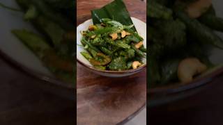 Kaffir lime cashew veggie kaffirlime vegetables vegan jainfoodrecipe [upl. by Nodgnal]