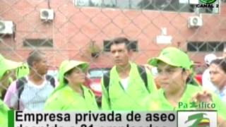 Aseadores de Promoambiental protestan por despidos masivos [upl. by Phylys]