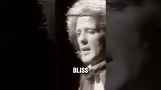 Gilbert OSullivan  Whats in a Kiss 1980 gilbertosullivan musicasinternacionaisantigas anos80 [upl. by Goltz]