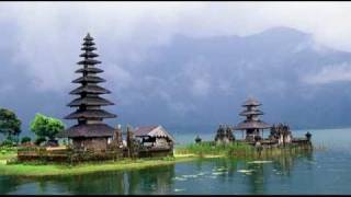 Gamelan Bali Balinese Gamelan  Traditional Music [upl. by Yokoyama]