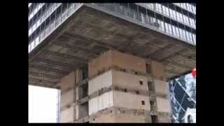 Strange building in London whats happening here Its 122 Leadenhall Street [upl. by Etteniotna]