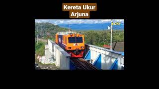 Kereta Ukur Arjuna melintas dijembatan Semar plinteng Wonogiri [upl. by Darda]