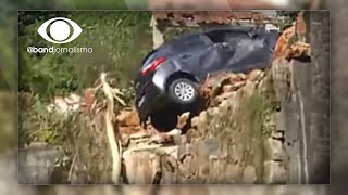 Tragédia em Petrópolis Número de mortos chega a 120 [upl. by Atinnod667]