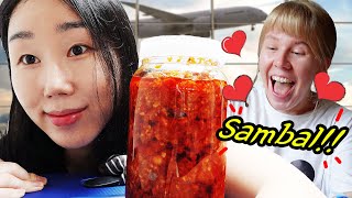 Akhirnya ke rumah keluargaku di Eropa bawa 1kg SAMBAL [upl. by Lebasiram984]