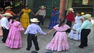 Honduras Danza típica quotLos caballitosquot Cofradía Cortes [upl. by Morocco]