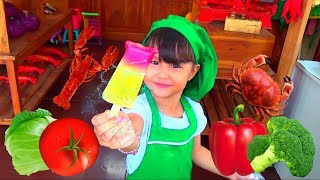 Pretend Play Farmers Market Toy Food Grocery Store w Ice Cream Maker [upl. by Mirna]