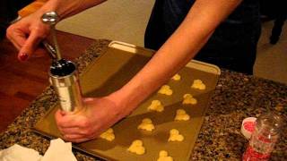 Pressed cookies using the Marcato cookie  biscuit press and recipe [upl. by Arem]