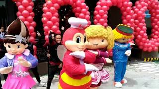 Jollibee vs UPeepz  Dance Showdown Jollibee1000Stores [upl. by Ahsinnod]