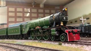 Hornby Dublo USA Tour Flying Scotsman With DCC Sound [upl. by Lydnek279]