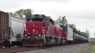 IORY 4082 grain train LNL meets CSX Q560 T4 [upl. by Atekan]