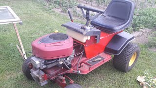 Mower tractor Briggs Stratton smokes black Fault Uneven engine operation [upl. by Daegal]