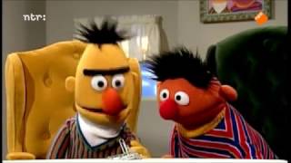 Bert en Ernie optellen [upl. by Eednar]