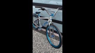 Peep the Details on the SE Bikes Fast Ripper [upl. by Norahs]