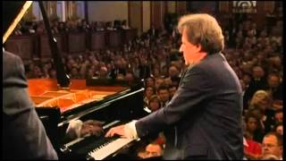 Mozart Piano Concert Nr 14 Es Dur KV 449 Rudolf Buchbinder Piano amp Conducter Wiener Phi [upl. by Naarah]