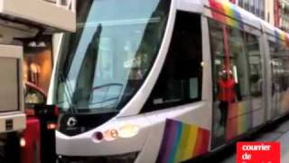 Le tramway quitte le Ralliement  courrierdelouestfr [upl. by Ativel]