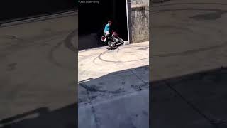 Stunting  bike accidents in gate shocking moment  short viral [upl. by Nilyaj]