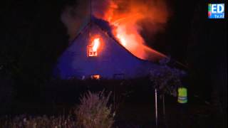 Boerderij uitgebrand in Luyksgestel [upl. by Hansel]