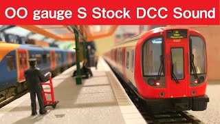 Acton Railway 017 London Underground S Stock DCC sound Running Session Sound from Legomanbiffo [upl. by Noiztneb563]