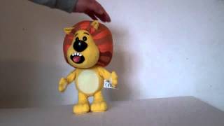 Review of Raa Raa The Noisy Lion From Tomy [upl. by Nireil]