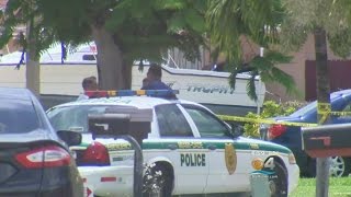 Police Investigate Robbery Find Dead Body [upl. by Shriner]