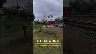 Gajahwong Membawa Kereta Priority viral shorts [upl. by Nahtanaoj]