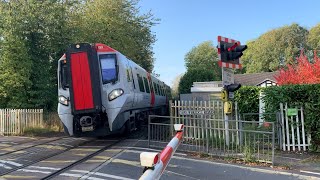 Late Start Nantwich Station Level Crossing  Cheshire [upl. by Deeann910]