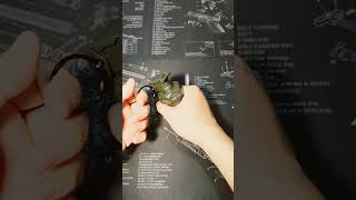 （Airsoft grenadetoy M84 stun grenade demonstration [upl. by Nosnar]