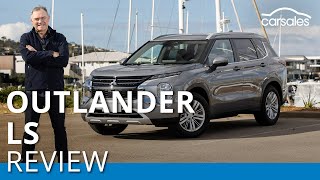 Mitsubishi Outlander LS 2022 Review [upl. by Arman]