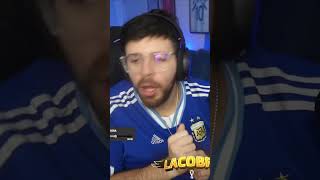 LA COBRA BAILANDO lacobraaa twitch davoxeneize [upl. by Adnema]