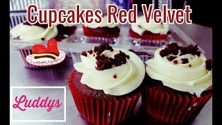 Postres para vender en San Valentin ❤ Cupcakes Red Velvet con betún de Queso [upl. by Reeva]