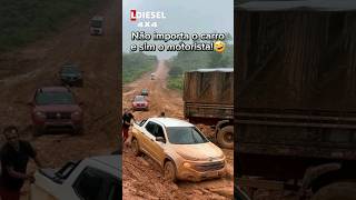 no caso da Fiat Toro nem o motorista bom resolve🤣 4x4 lama [upl. by Noiwtna]