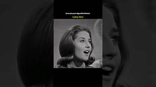 Lesley Gore  It’s My Party 1963 lesleygore itsmyparty musicasinternacionaisantigas anos60 [upl. by Kaliski]