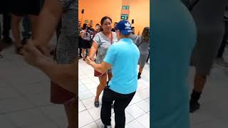 Lisseth y clavo bailando esta buena música 🎵🎶🎼👏 music baile show dance music shorts short [upl. by Hazlip]