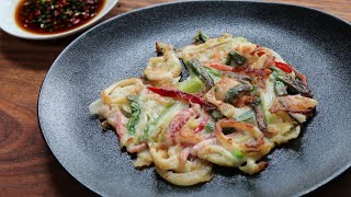 Haemul Pajeon 해물 파전  Seafood Scallion Pancakes [upl. by Mat]