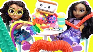 Disney Encanto Mirabel and Isabela Dolls Play with Fidget Surprises [upl. by Boyd]