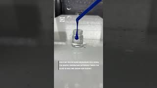 Molten glass reacting with cold water 💧😲 🎥 ‌errlofdabbingshire via ViralHog [upl. by Vedis612]