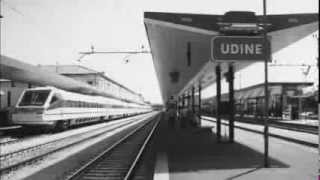 Annuncio treno in ritardo da Tarvisio nella stazione di Udine [upl. by Ardnala603]