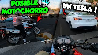 ¿ LOGRA ROBAR EL CELULAR   Tesla en Chile  Observacion diaria 50 motovlogs nivem [upl. by Azenav]