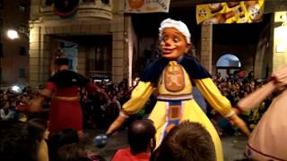 Gegants Bojos  Carnaval de Solsona 2522017 [upl. by Divad]