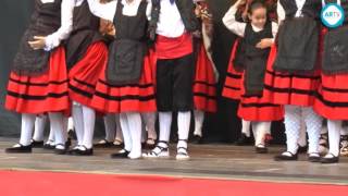 Festival de Danzas por el Día de La Rioja [upl. by Immak]