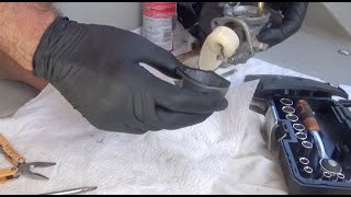 Skipjack Sailing 117 Yamaha 2 hp 2stroke carburetor cleaning [upl. by Katzman301]