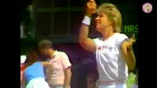 1986 Wimbledon SF  Hana Mandlikova vs Chris EvertLloyd 1st set 12 [upl. by Merdith]