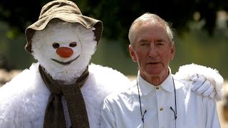 Raymond Briggs childrens author of The Snowman and Fungus the [upl. by Nivrem894]