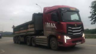 5941Xe Howo MAX 460 6X4Xe Howo Sinotruk V7G 380 8X4 [upl. by Ikcaj195]