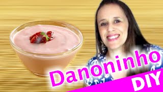 Receita de Danoninho Caseiro  DIY [upl. by Enellij4]